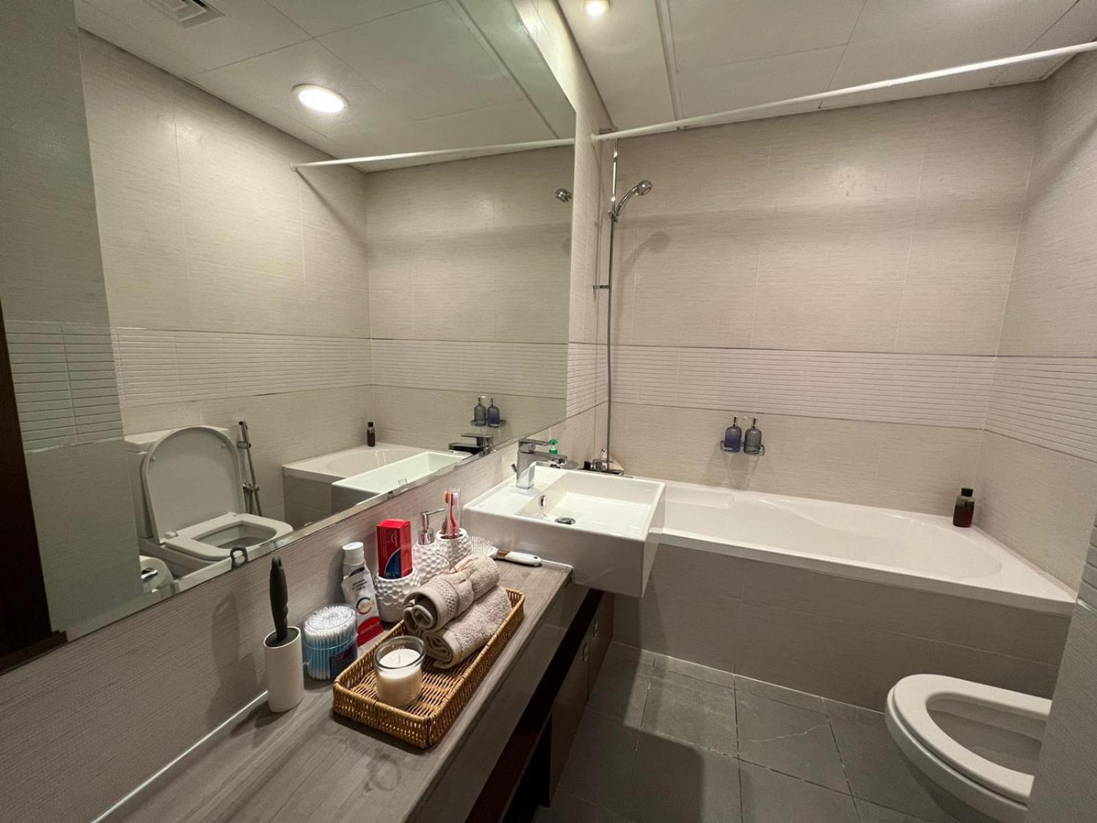 Dinar Home Abu Dhabi Luaran gambar